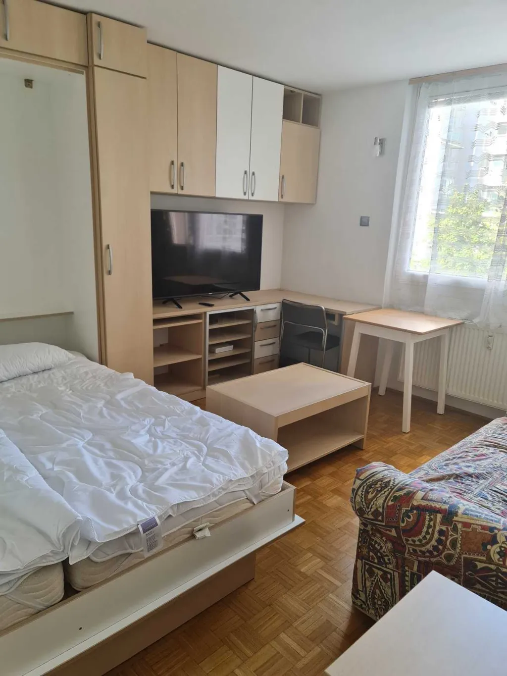 Ljubljana Privacy Studio for Up to 3 Guests