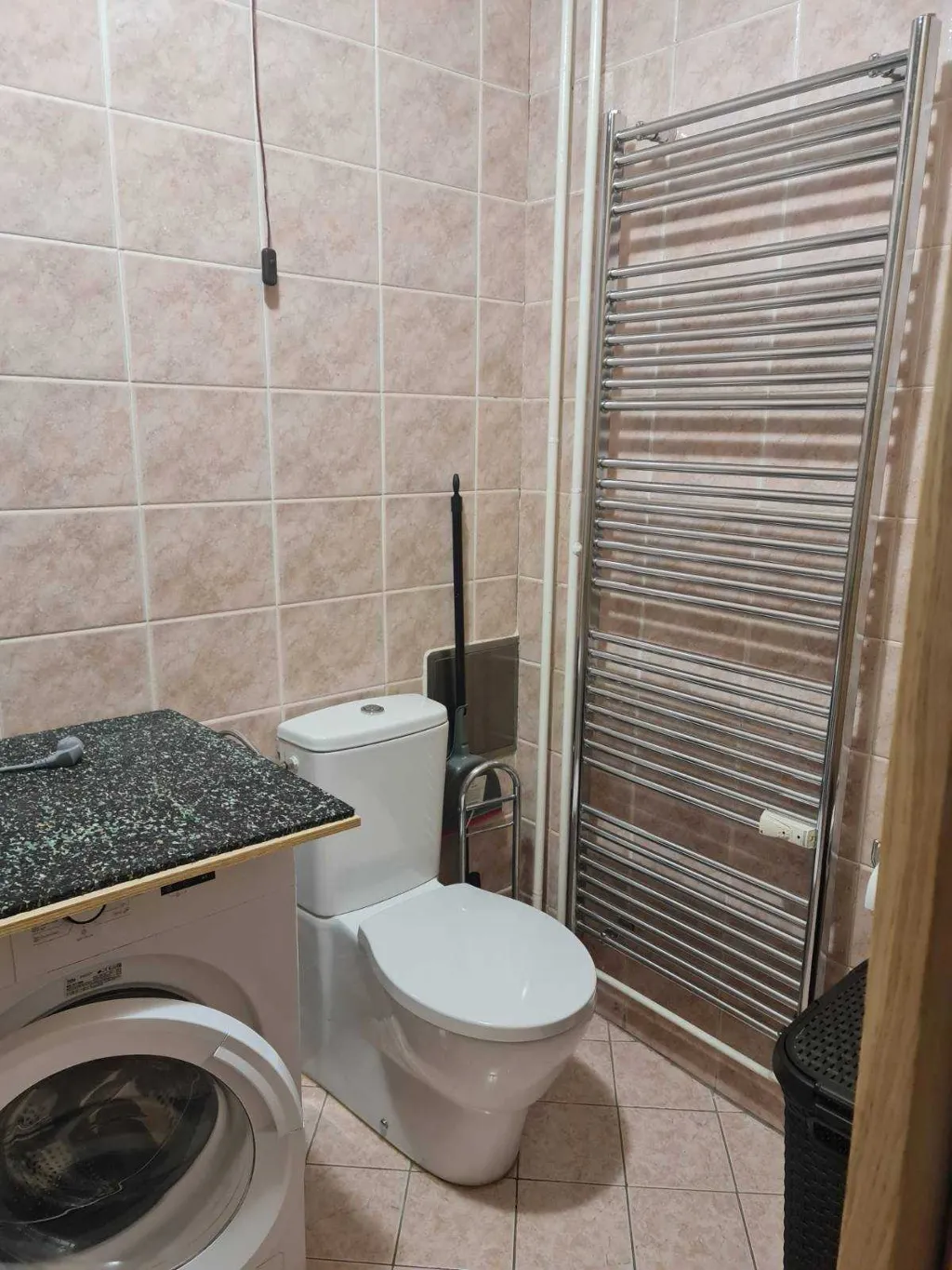 Ljubljana Privacy Studio for Up to 3 Guests