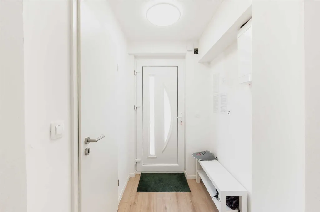 3-Bedroom Apartment with Private Entrance in Ljubljana