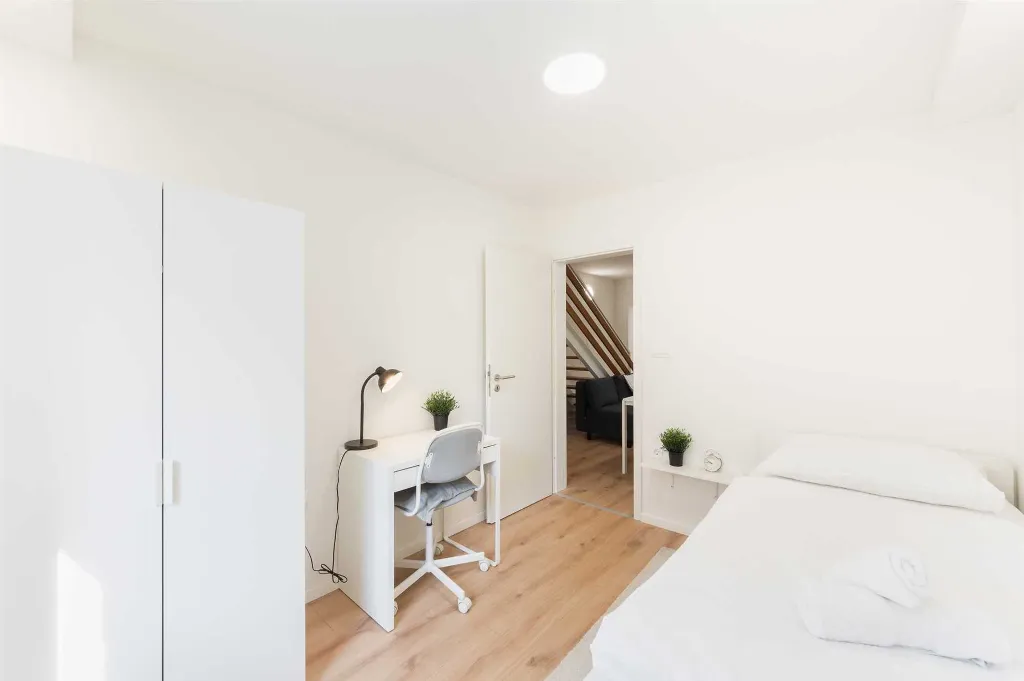 3-Bedroom Apartment with Private Entrance in Ljubljana