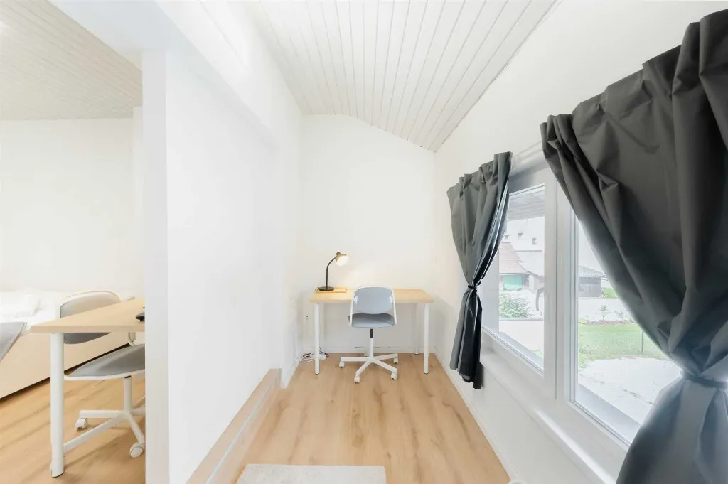 3-Bedroom Apartment with Private Entrance in Ljubljana