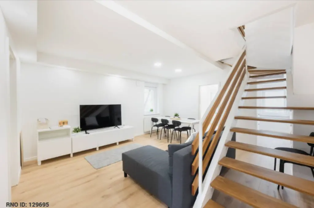 3-Bedroom Apartment with Private Entrance in Ljubljana