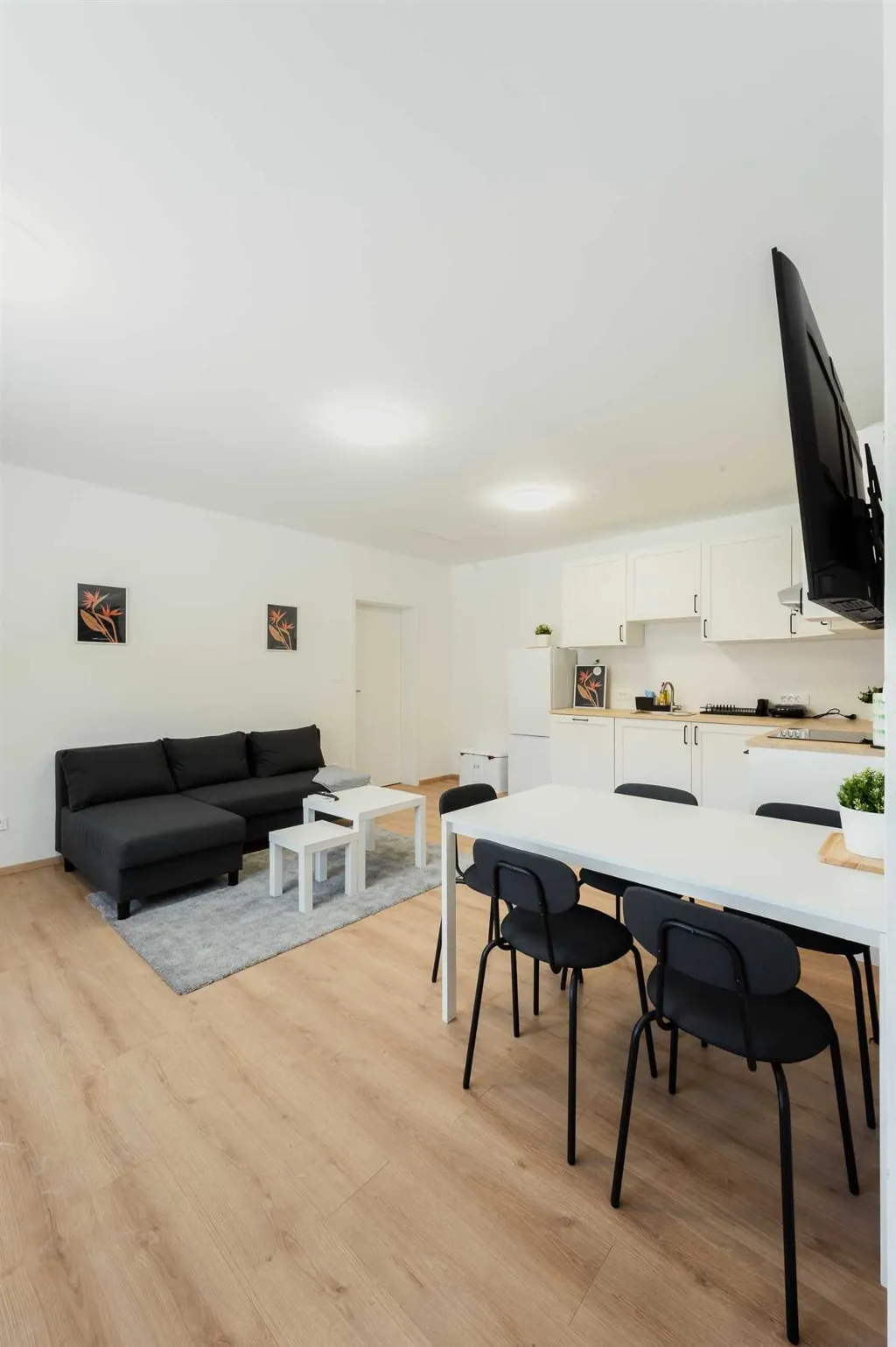 3-Bedroom Apartment in Ljubljana for Up to 5