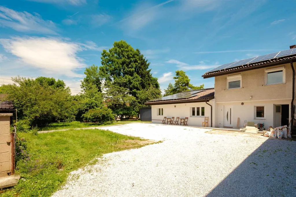 3-Bedroom Apartment in Ljubljana for Up to 5