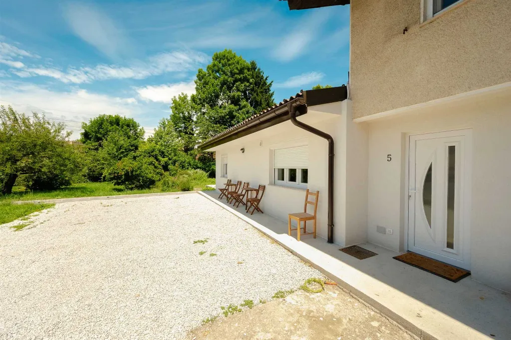 3-Bedroom Apartment in Ljubljana for Up to 5