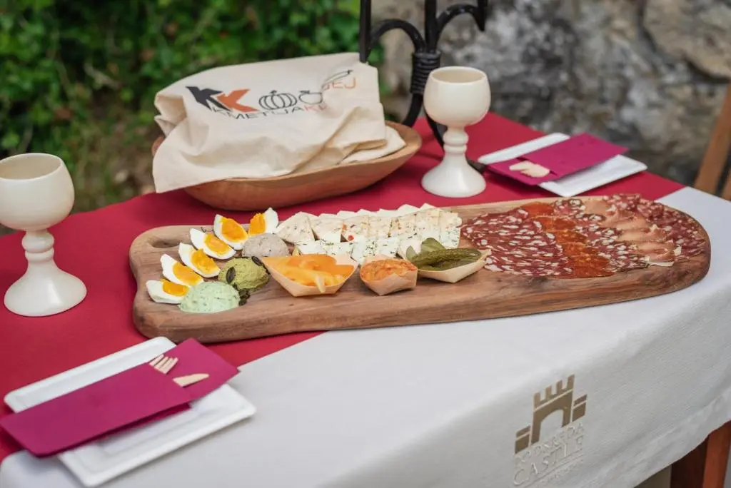 Apartment in Podsreda for Four Guests