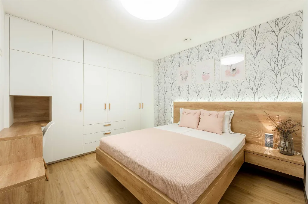 Air-Conditioned One-Bedroom Apartment in Radeče
