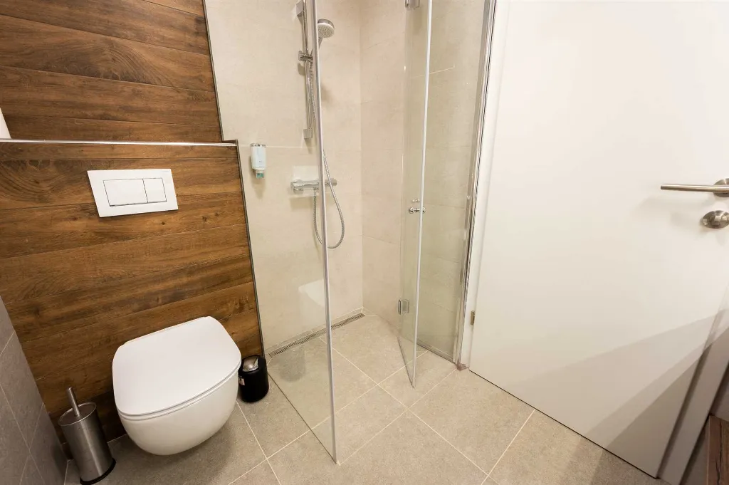 Air-Conditioned One-Bedroom Apartment in Radeče