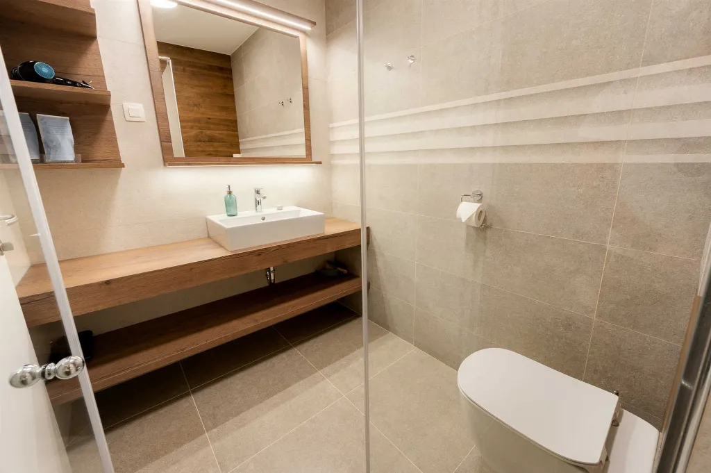 Air-Conditioned One-Bedroom Apartment in Radeče