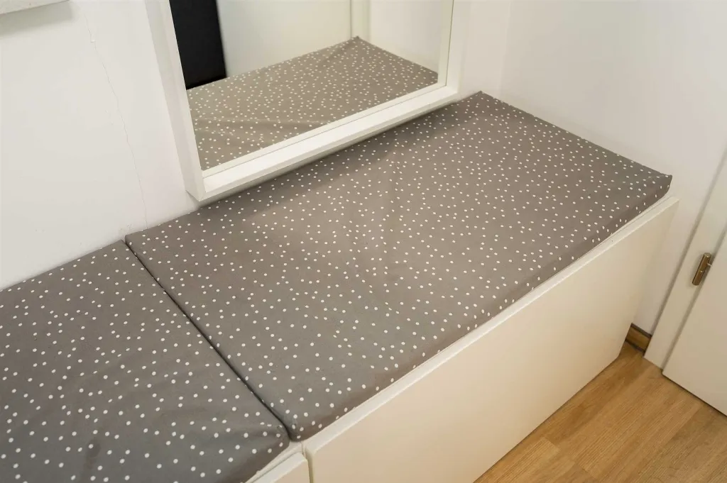 Air-Conditioned One-Bedroom Apartment in Radeče