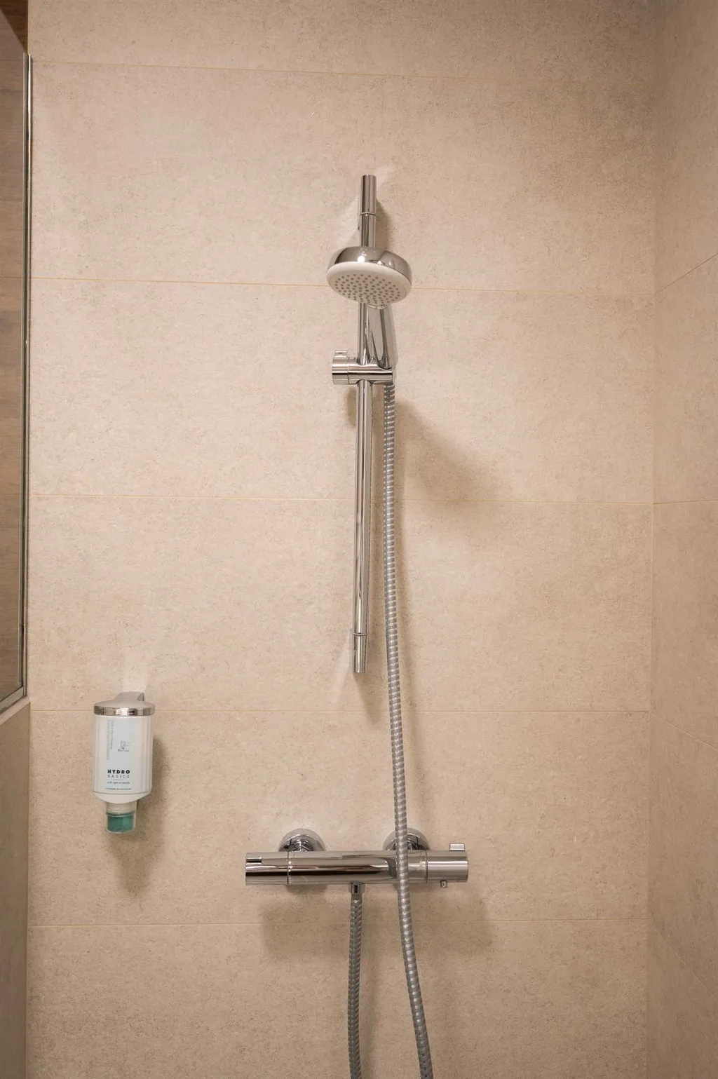 Air-Conditioned One-Bedroom Apartment in Radeče