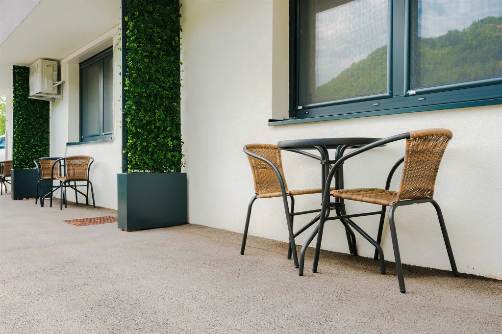 Air-Conditioned One-Bedroom Apartment in Radeče