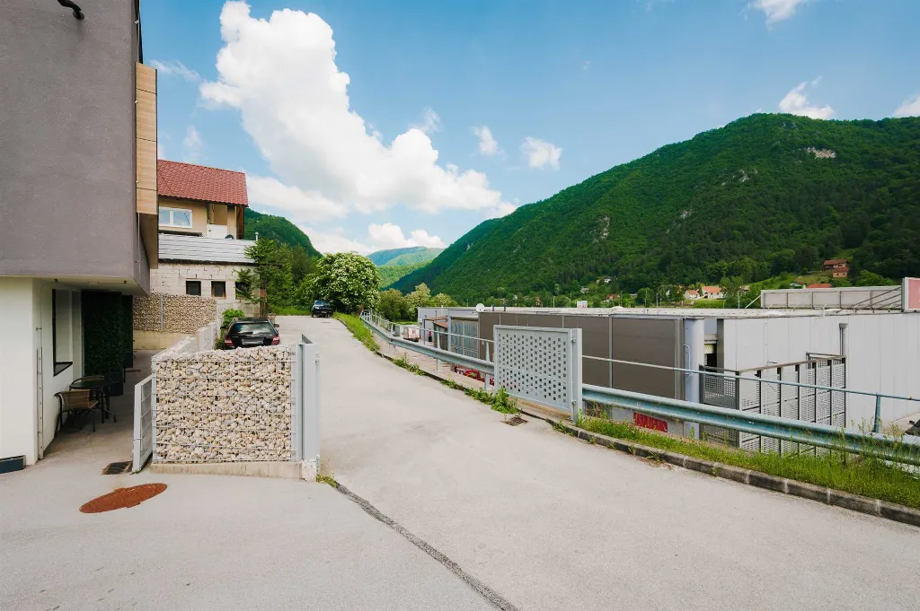 Air-Conditioned One-Bedroom Apartment in Radeče