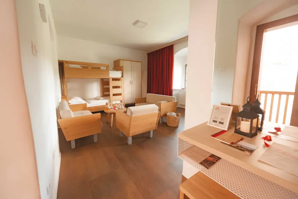 Apartment in Podsreda for up to 6 guests