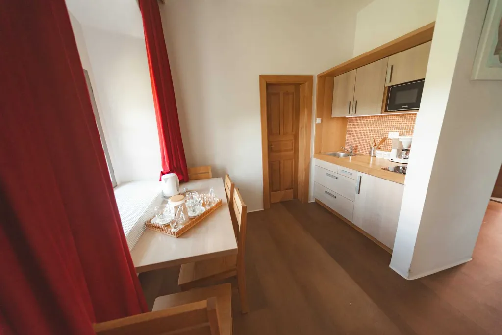 Apartment in Podsreda for up to 6 guests