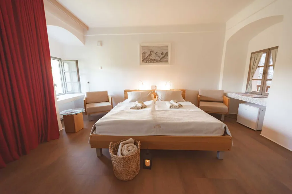 Room in Podsreda for Up to 3 Guests