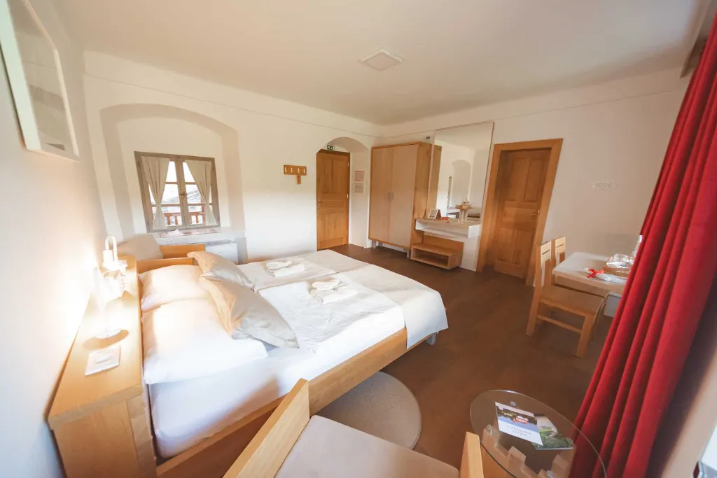 Room in Podsreda for Up to 3 Guests