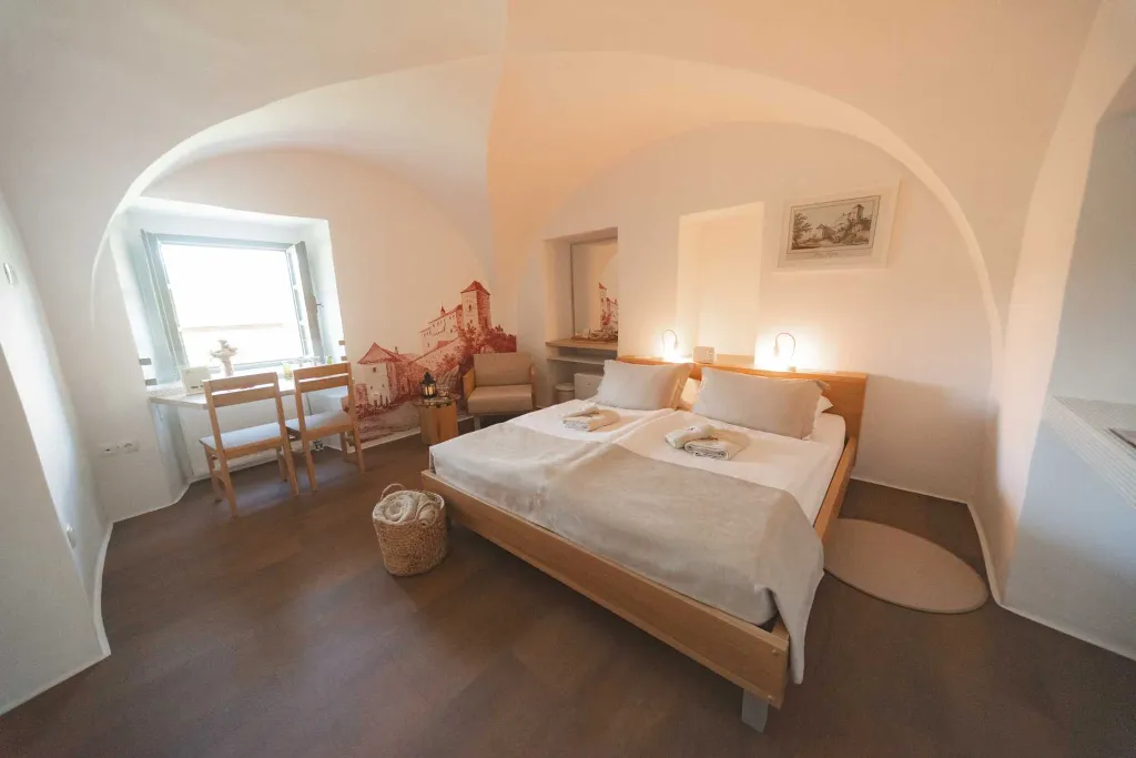 Private Room in Podsreda with Double Bed