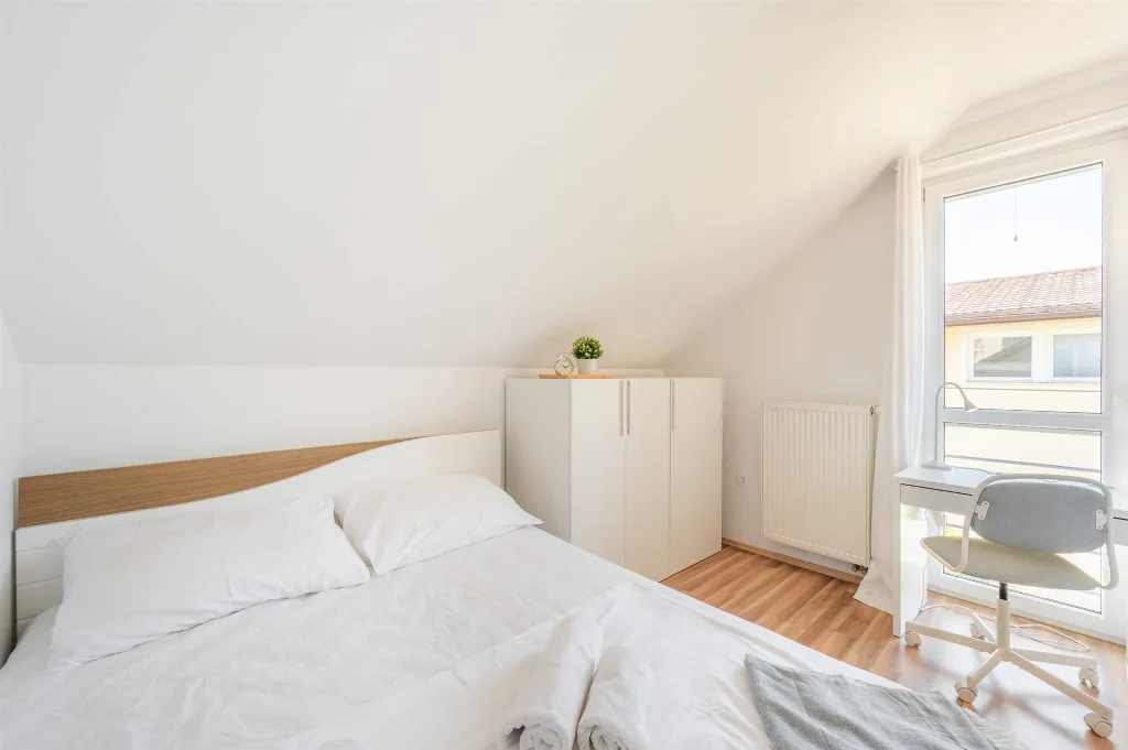 Two-Bedroom Apartment in Ljubljana for 3 Guests