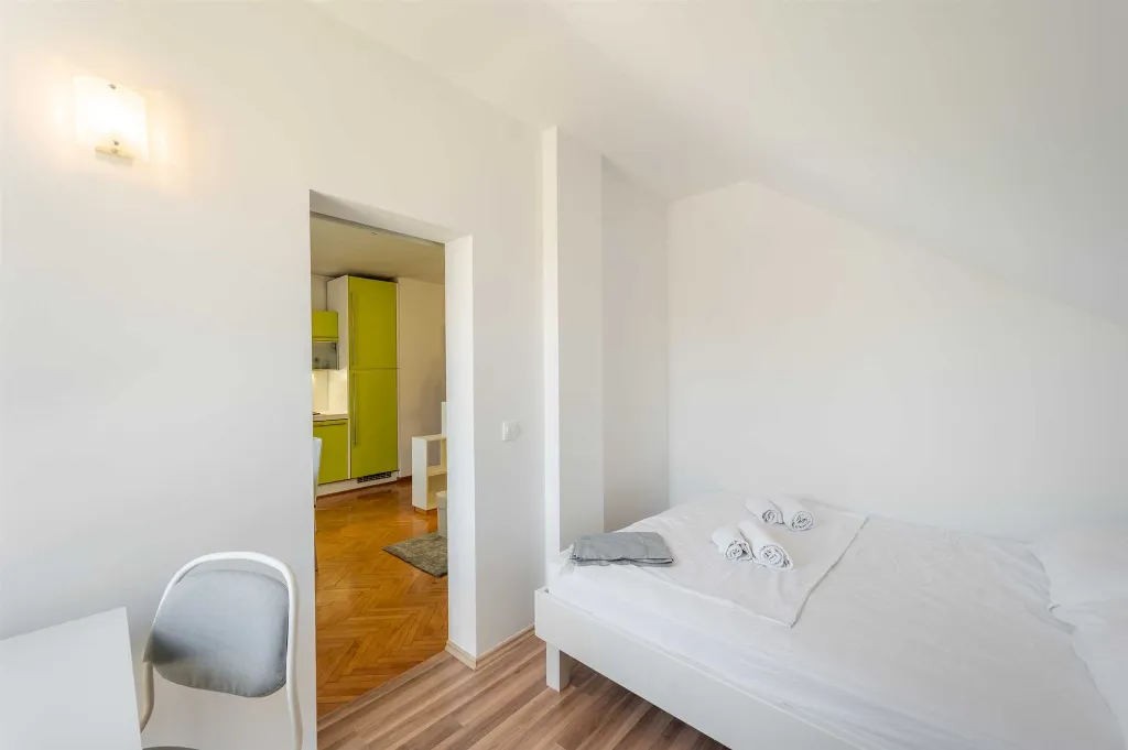 Two-Bedroom Apartment in Ljubljana for 3 Guests