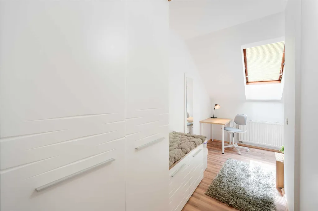 Two-Bedroom Apartment in Ljubljana for 3 Guests