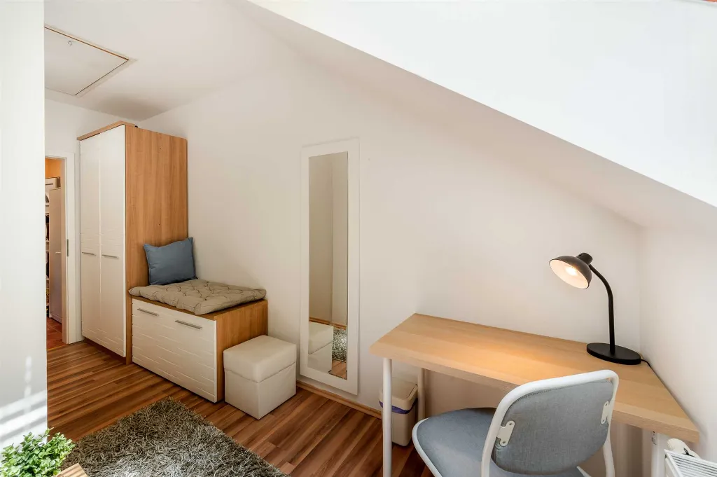 Two-Bedroom Apartment in Ljubljana for 3 Guests