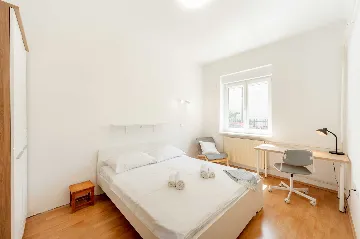 Two-Bedroom Apartment in Ljubljana for Up to 5 Guests