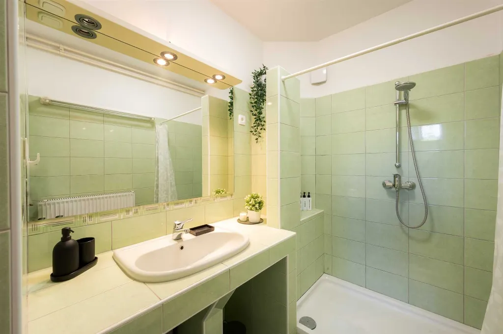 Two-Bedroom Apartment in Ljubljana for Up to 5 Guests