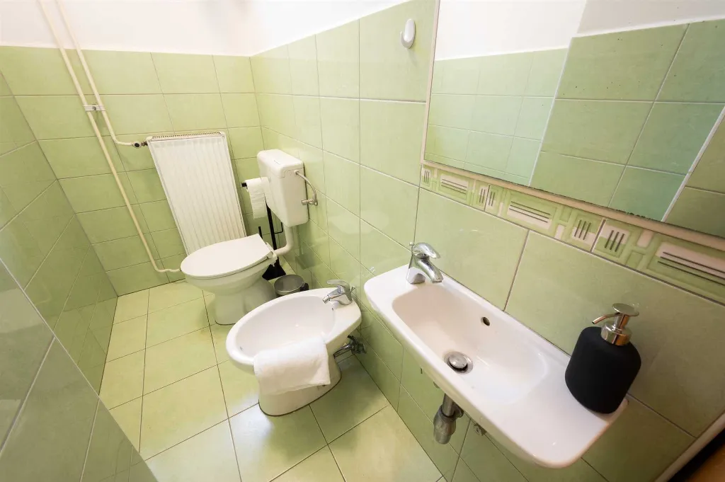 Two-Bedroom Apartment in Ljubljana for Up to 5 Guests