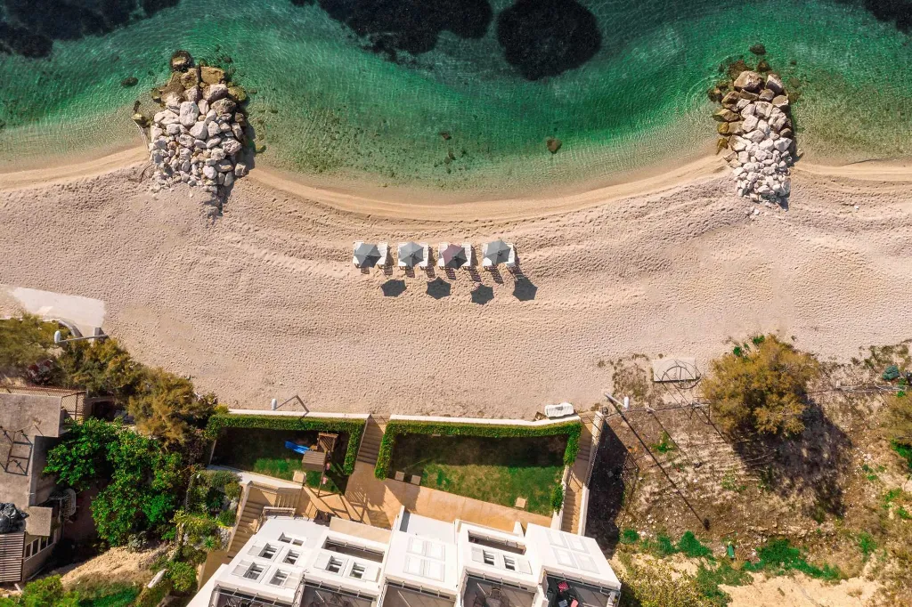 Podstrana Beachfront Apartment with Private Cove