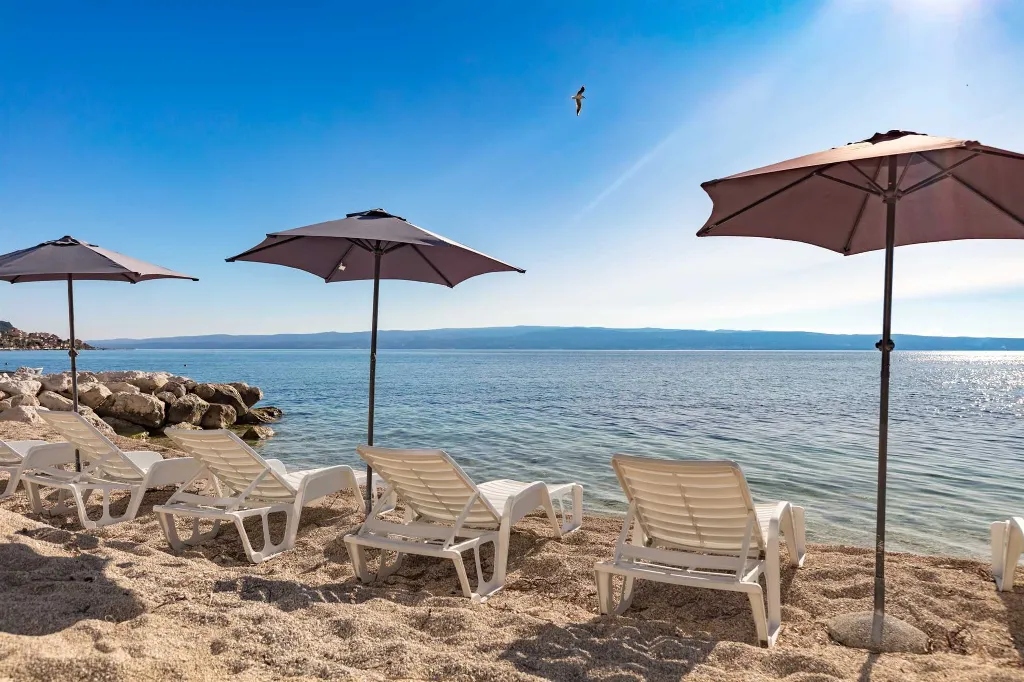 Podstrana Beachfront Apartment with Private Cove