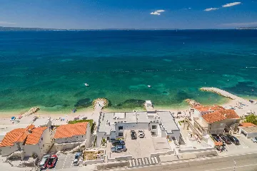 Podstrana 2-Bedroom Apartment with Sea-View Balcony