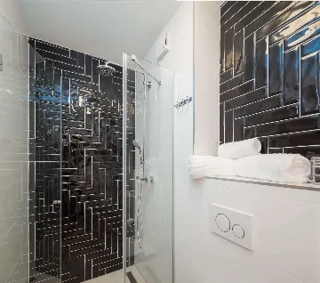 Podstrana 2-Bedroom Apartment for Up to 4