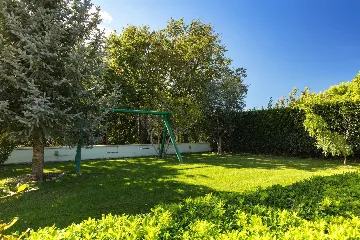 Villa with Private Heated Pool in Tugare