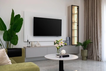 Villa with Private Heated Pool in Tugare