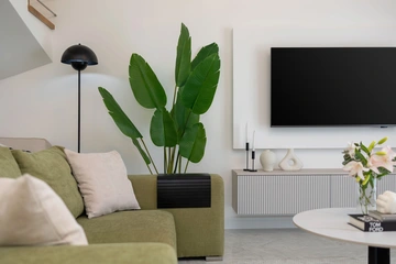 Villa with Private Heated Pool in Tugare