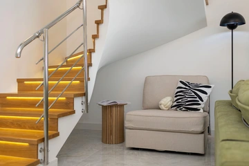 Villa with Private Heated Pool in Tugare