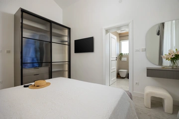 Villa with Private Heated Pool in Tugare