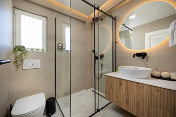 Villa with Private Heated Pool in Tugare