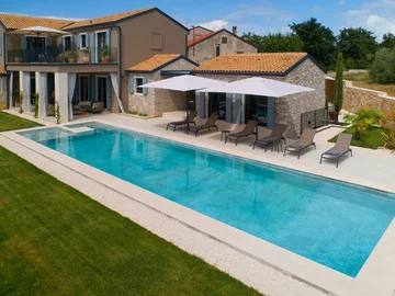 Villa Riposo with Pool