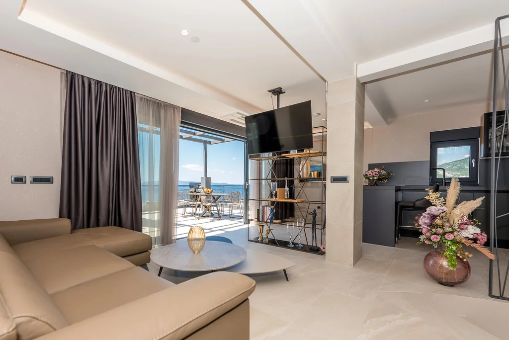 Luxury Villa Calliope with Pool