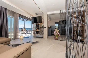 Luxury Villa Calliope with Pool