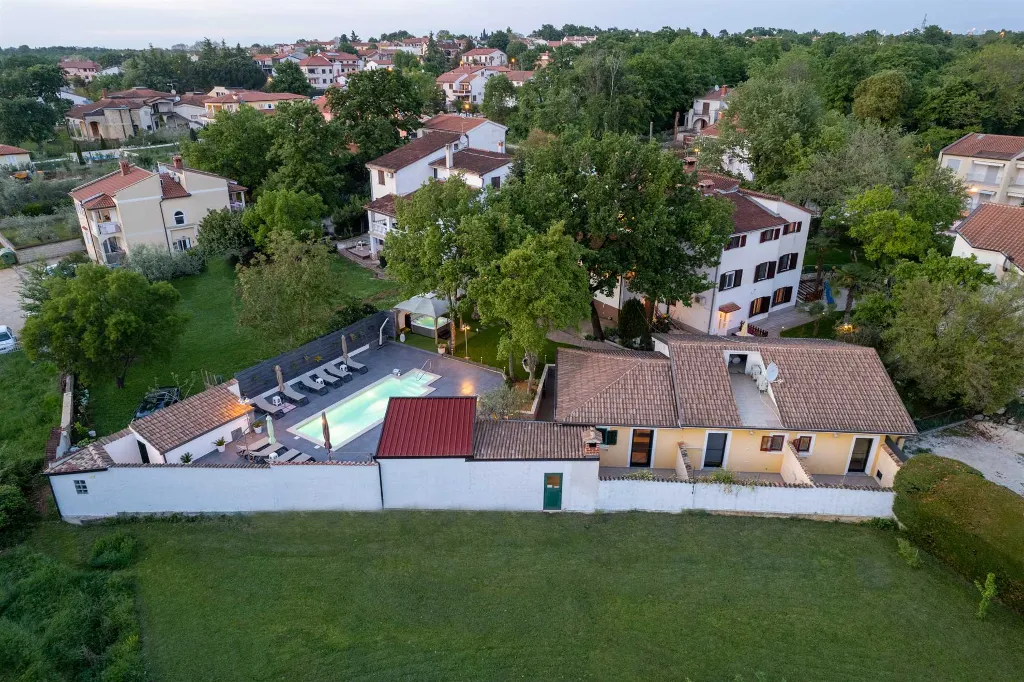 Two-Bedroom Apartment with Pool in Nova Vas