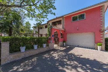 Two-Bedroom Apartment with Pool in Nova Vas