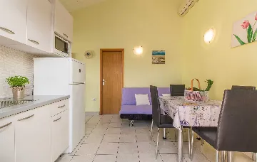 2-Bedroom Apartment in Nova Vas for 4 Guests