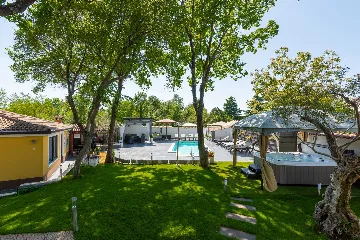 2-Bedroom Apartment in Nova Vas for 4 Guests