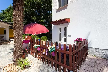 Apartment in Kukci with pool for up to 3 guests