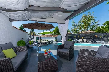 Apartment in Kukci, Poreč with Pool