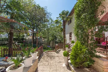 Apartment in Kukci, Poreč with Pool