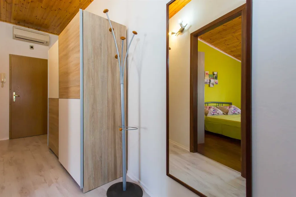 Apartment in Kukci, Poreč with Pool